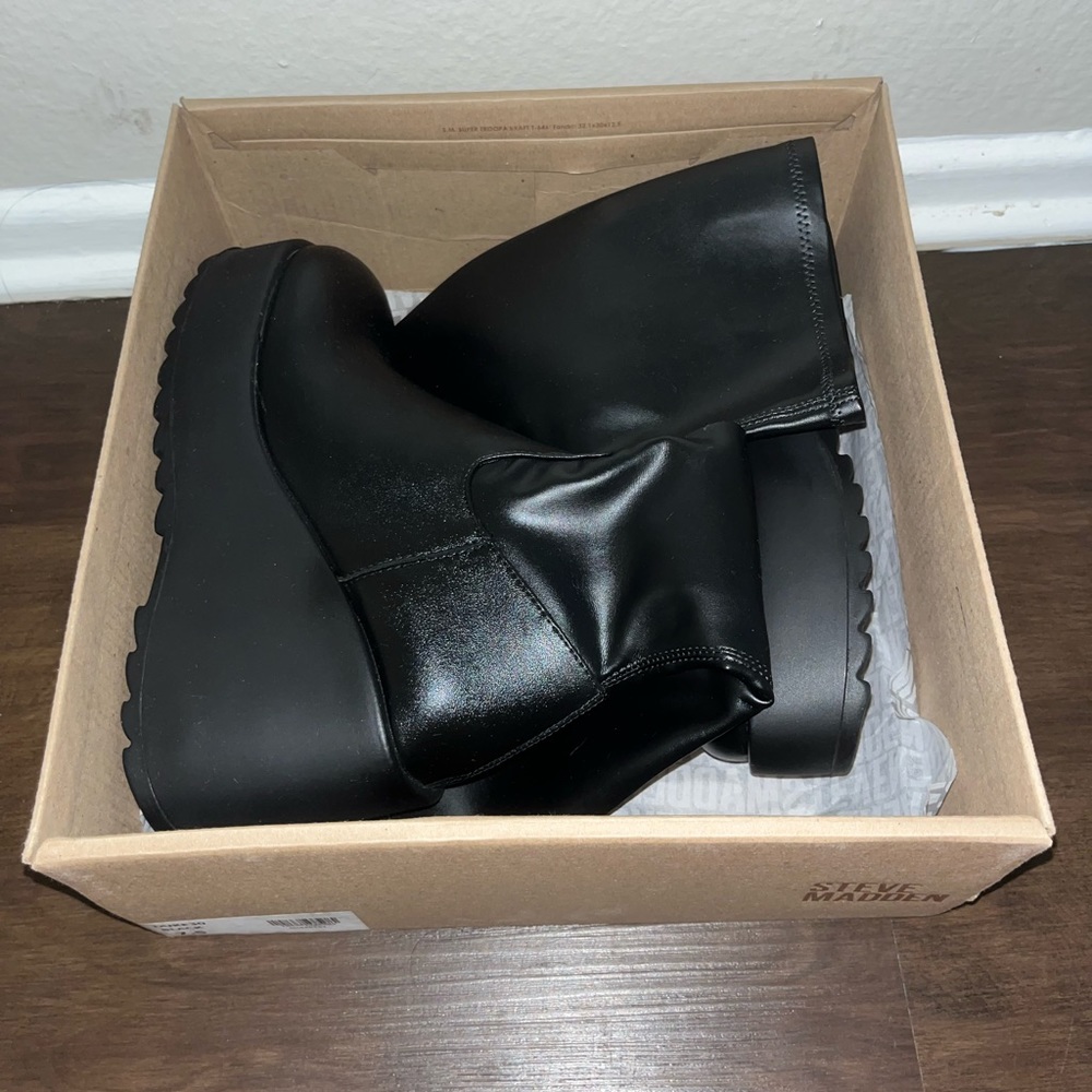 Duke 30 Black Boots